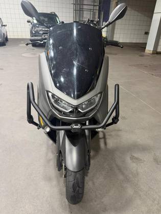 YAMAHA NMAX CONNECTED 160 SE ABS 